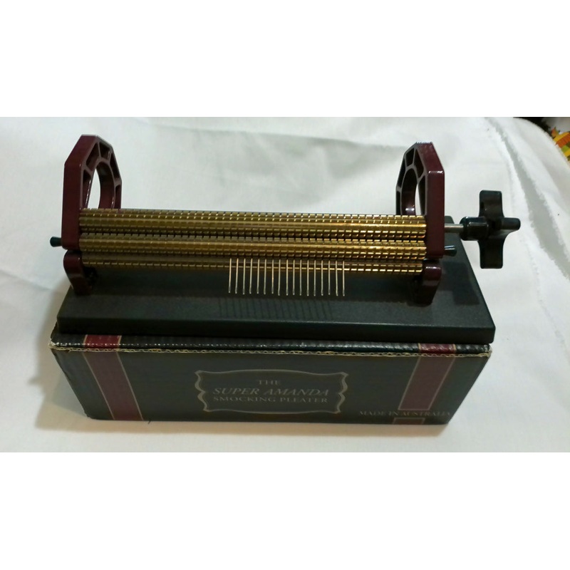 Amanda 24 needle smocking machine, excellent condition