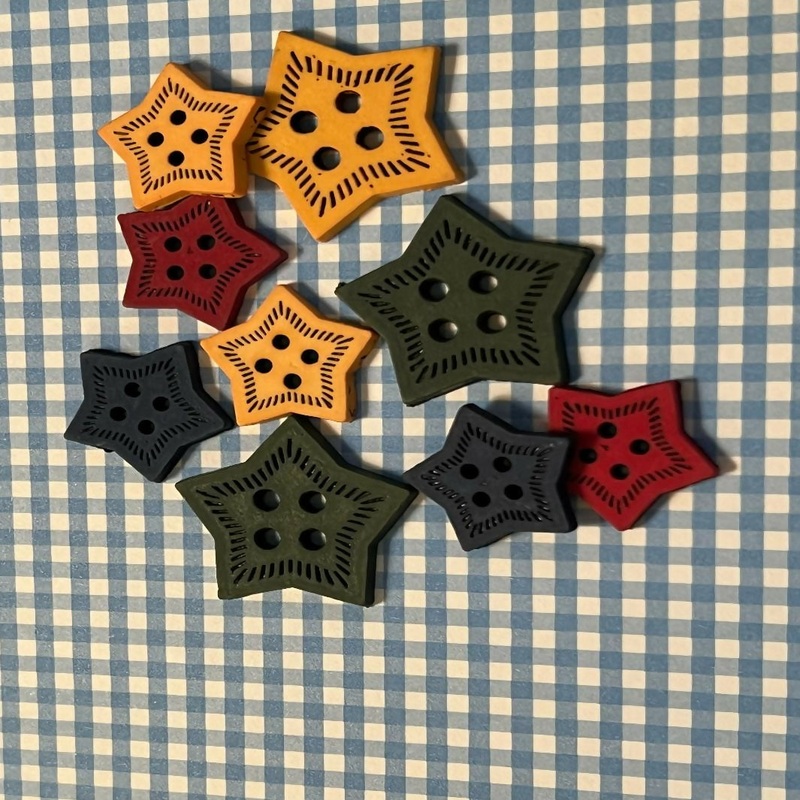 Novelty Buttons - wooden stars