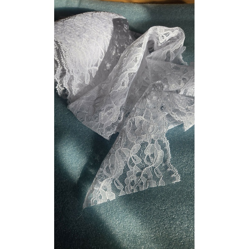 White Lace 6" wide x 5 yds L scalloped edges raised floral design