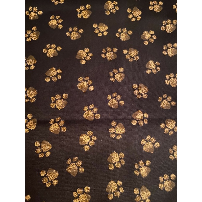 Black and Tan Paw Print
