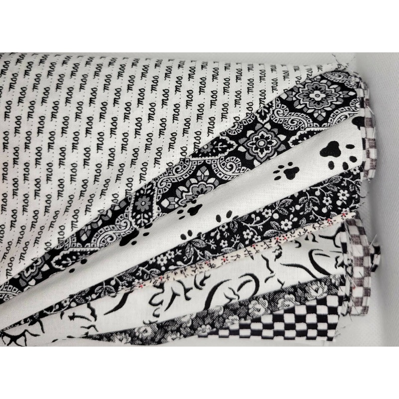 Black and White Fat Quarters 8 pieces