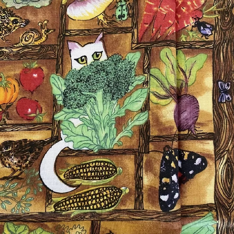 Cotton Fabric 20" x 20" Fall Vegetables Cats Quilting Crafts