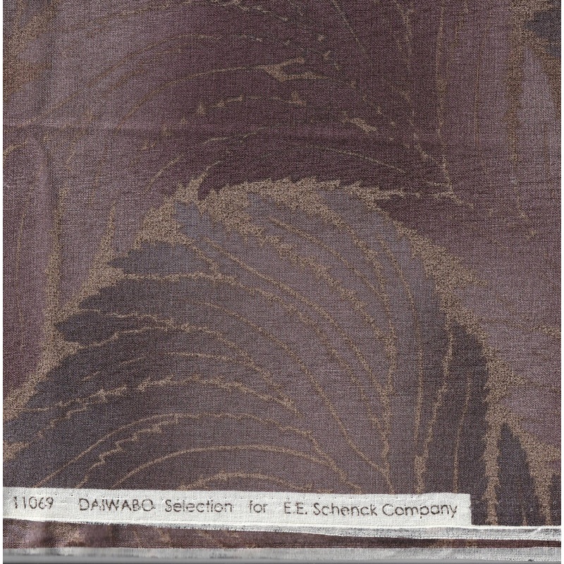 FABRIC Daiwabo Selection Mauve Leaves 2 yards