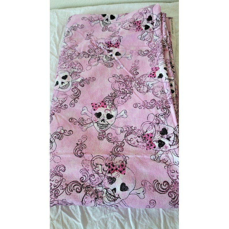 Pink Cute Skulls with Bows Sparkle Cotton 4 Yards