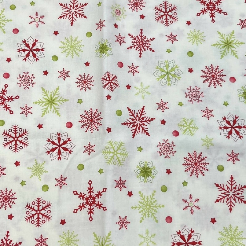 Holly Hill Quilt Design Holiday Print - 1.75 Yds