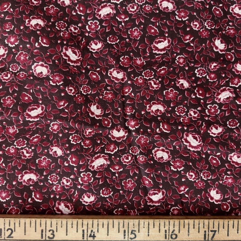 VIP Cranston Calico Cupboard Maroon Rose