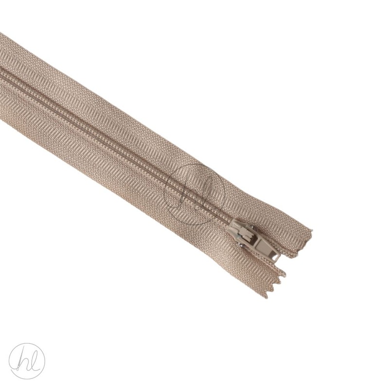 NYLON DRESS ZIPS FAWN 40CM