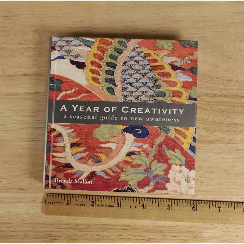 A Year Of Creativity A seasonal guide to new awareness book