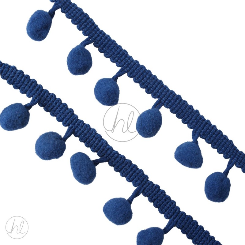 POM  POM  NAVY FREE
