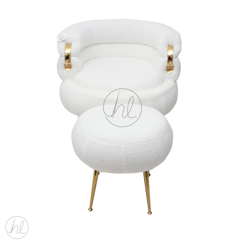 TABLE & CHAIR WHITE FREE