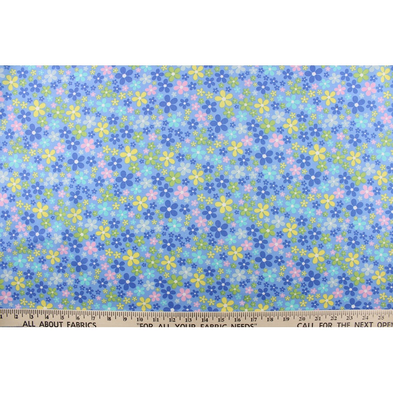 Quilting Flower Field in Blue