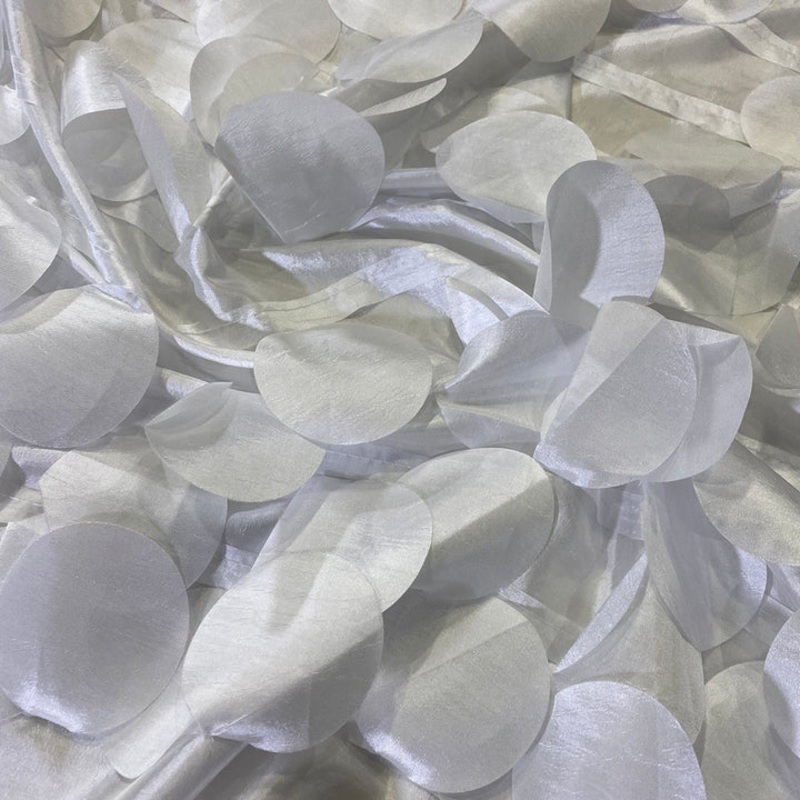 Funzie (Circle Hanging) Taffeta Drapery Panel in White