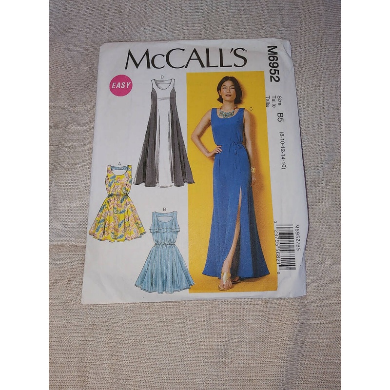 McCall's 6952 - Misses Dresses, UC/FF, SZ 8-16