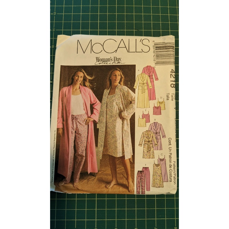 McCall's 4218 Women's Day Collection Robe, Nightgown & Top Pattern Sizes XS-M