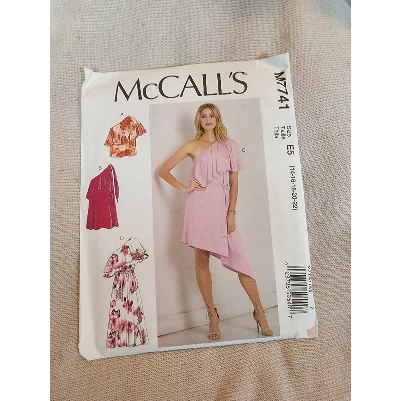 McCall's 7741 - Misses Top & Dresses, UC/FF, SZ 14-22