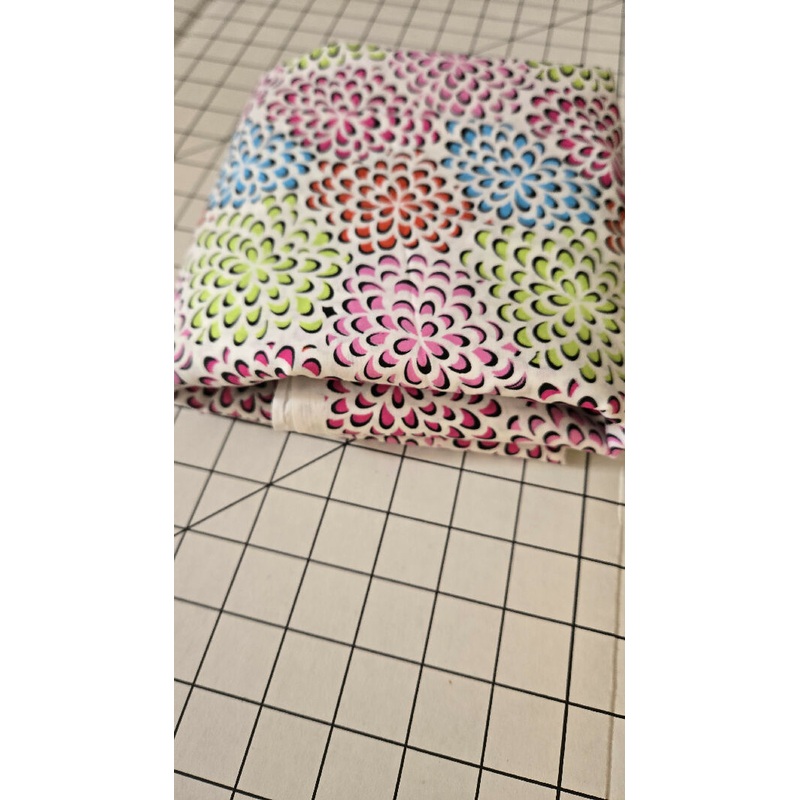 Bright Bloom Clip Dot 2011 Springs 21" X 1 1/8 yd